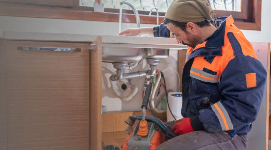 Local expert plumbing services in Nenzel, NE